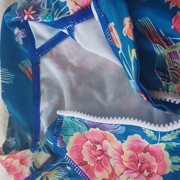 Aonihua One Piece Swimsuit, Long Sleeve Rash Guard Bathing Suit for Girls XS - Picture 6 of 7